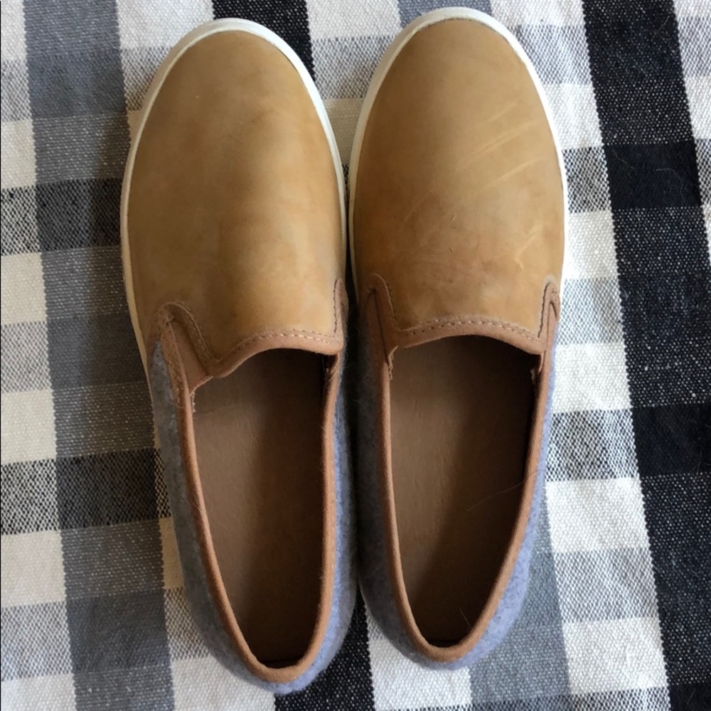 Sorel sneakers